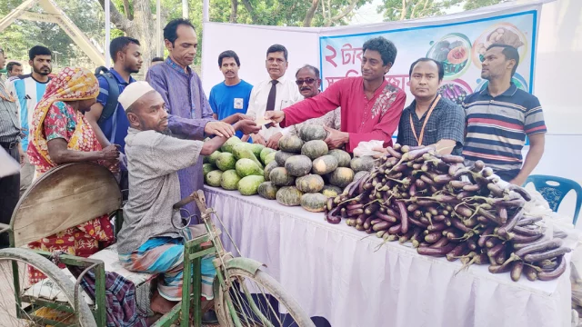 কুড়িগ্রামে দুই টাকার সবজি বাজার | সারা সপ্তাহের খবর
